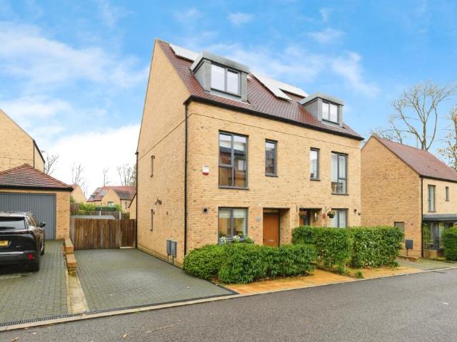 Farm for sale in London Borough of Croydon, Cat Hill