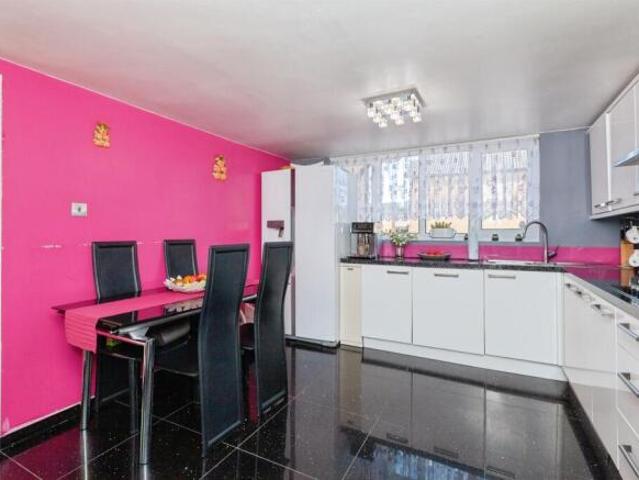 Farm for sale in Beaumont Leys, Leicester