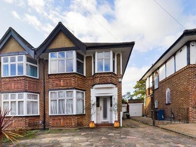 House for sale in Pinner, Greater London