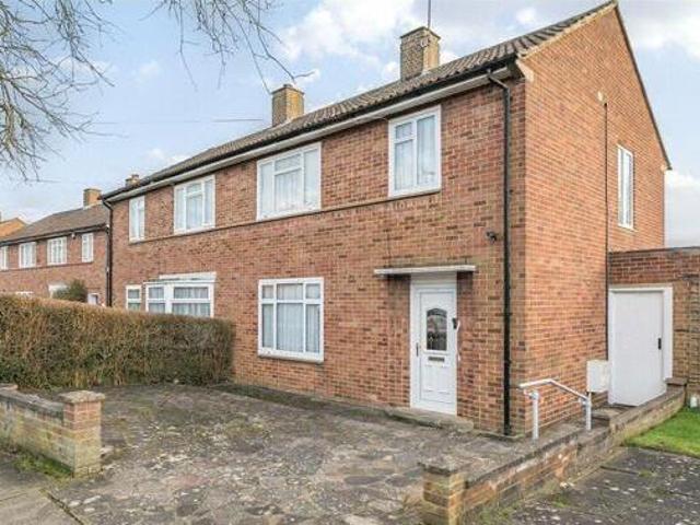 House for sale in Pinner, Greater London