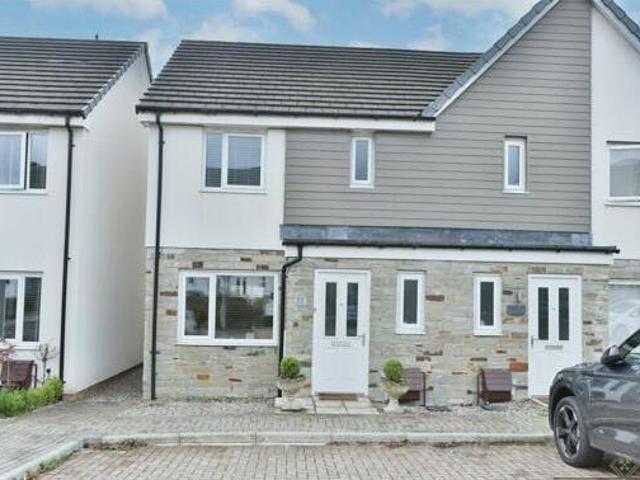 House for sale in Follaton, Strode