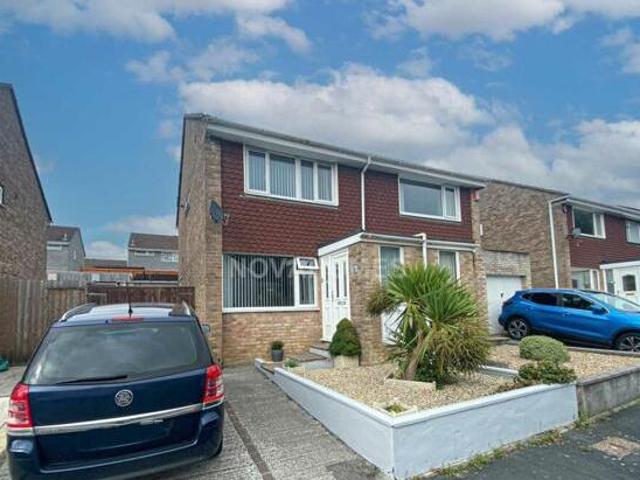 House for sale in Follaton, Strode