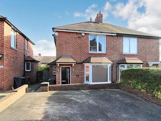 House for sale in Pogmoor, South Yorkshire