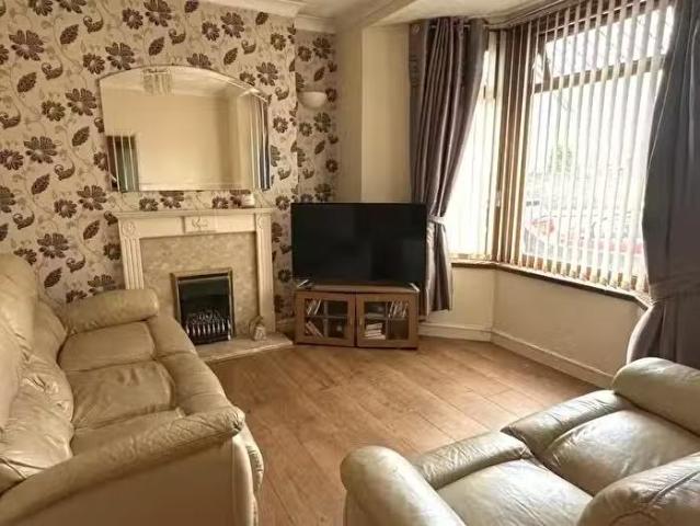 House for sale in Taibach