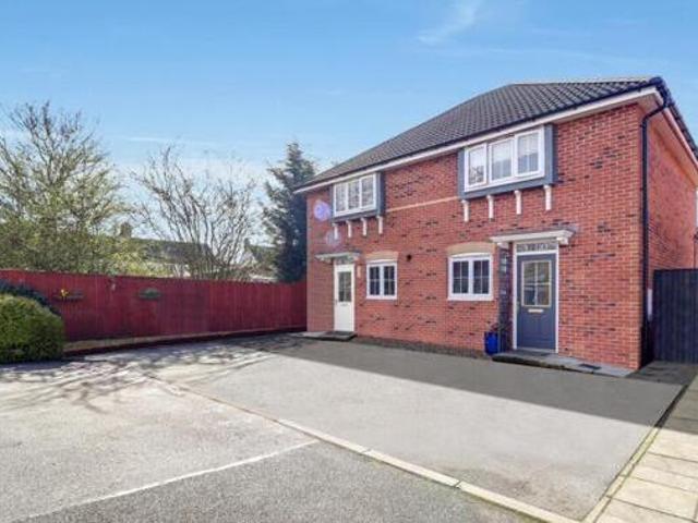 House for sale in Pontefract, West Yorkshire