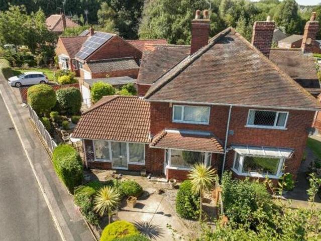 House for sale in New Town, Wakefield