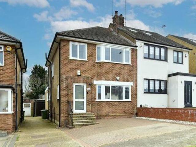 House for sale in Oakmere, Potters Bar