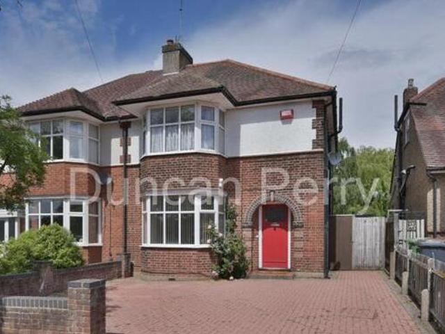 House for sale in Potters Bar, Hertfordshire