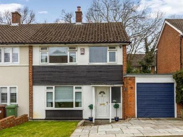 House for sale in Oakmere, Potters Bar