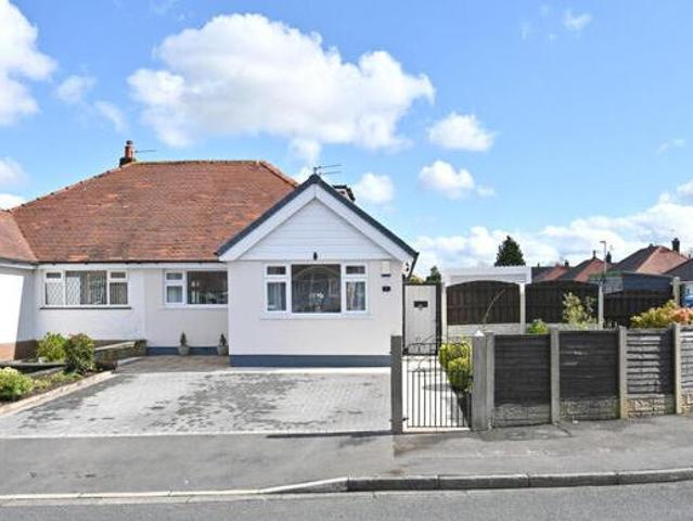 House for sale in Higher Bartle, Lancashire