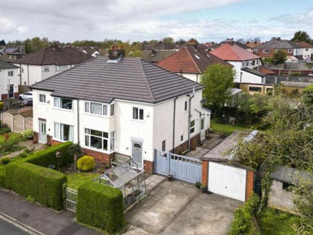 House for sale in Higher Bartle, Lancashire