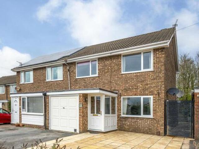 House for sale in Higher Bartle, Lancashire