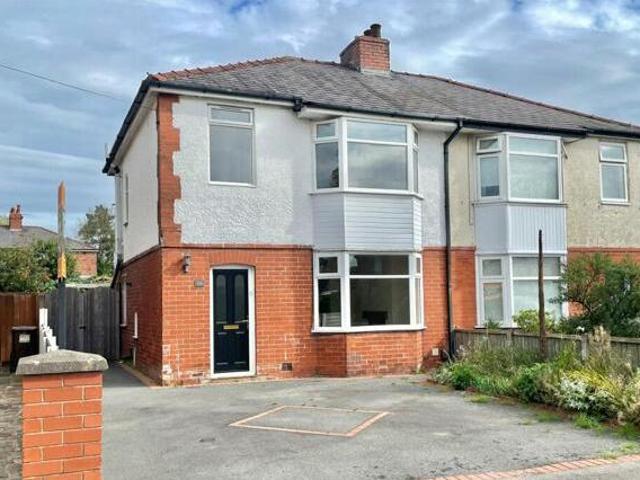 House for sale in Higher Bartle, Lancashire