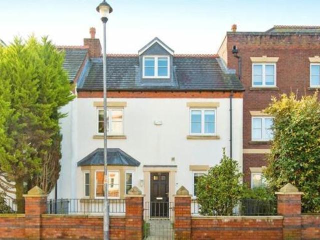 House for sale in Higher Bartle, Lancashire