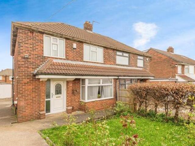 House for sale in Pudsey, West Yorkshire