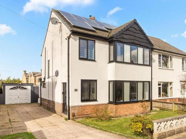House for sale in Pudsey, West Yorkshire