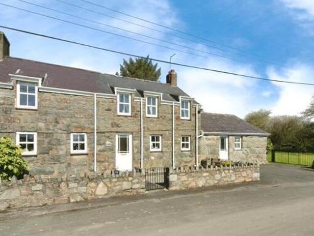 House for sale in Pwllheli, Wales