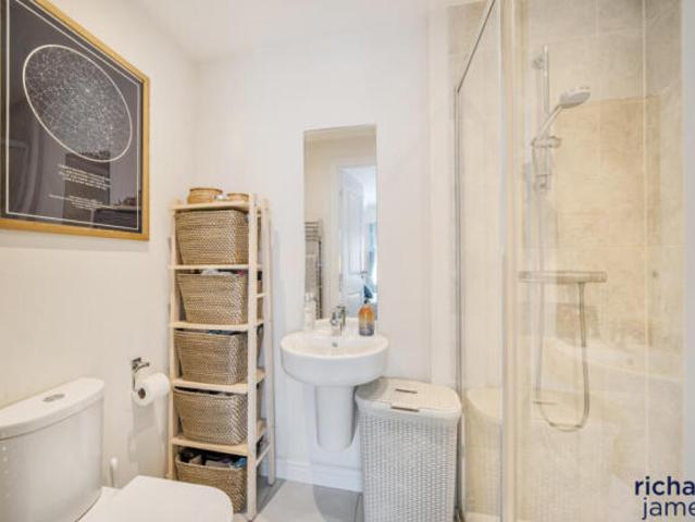 Farm for sale in Swindon, England