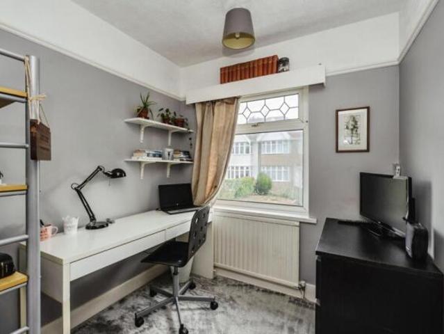 Farm for sale in Tycoch, Swansea