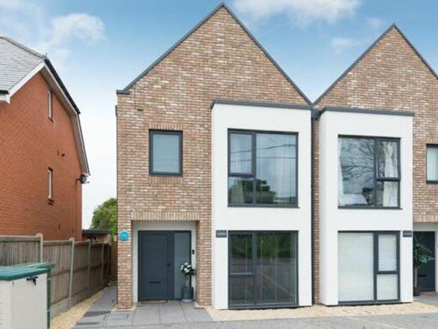 House for sale in Westwood, Acol