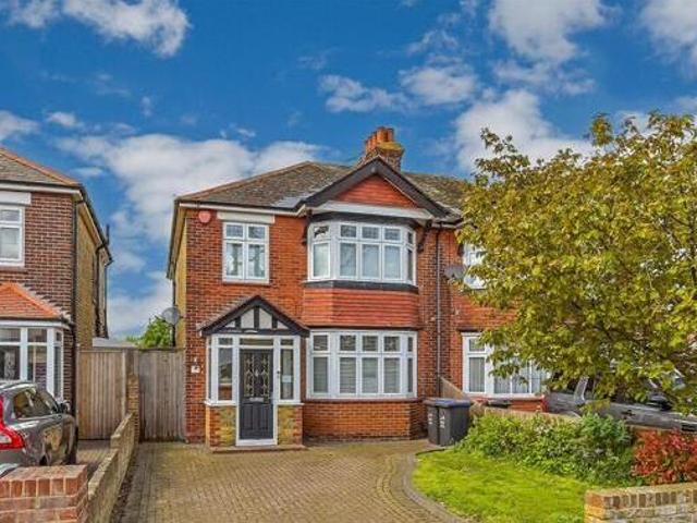 House for sale in East Cliff, Acol