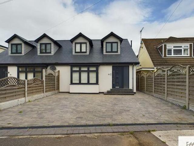 House for sale in Barling