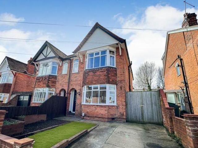 House for sale in Reading