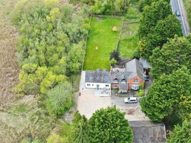 House for sale in Reading