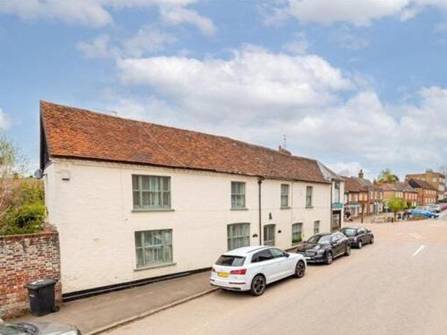 House for sale in Hatching Green, Five Acres