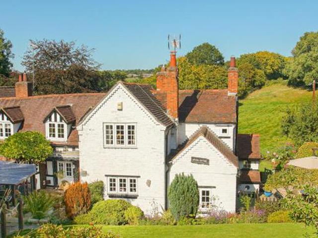 House for sale in Redditch, Worcestershire