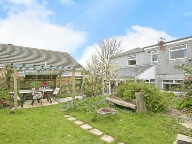 House for sale in Redruth, Cornwall