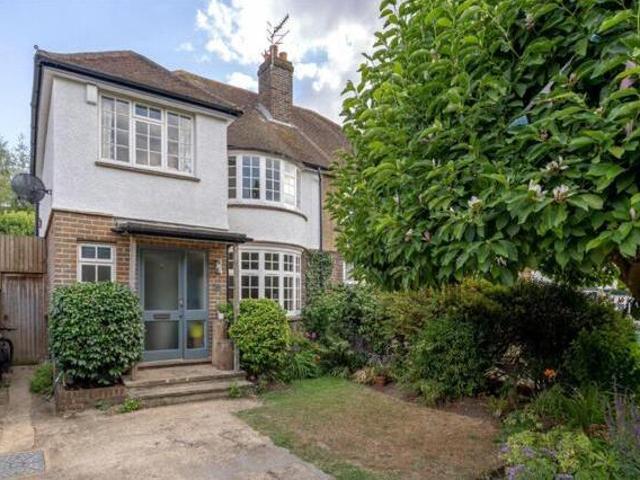 House for sale in Reigate, Reigate and Banstead