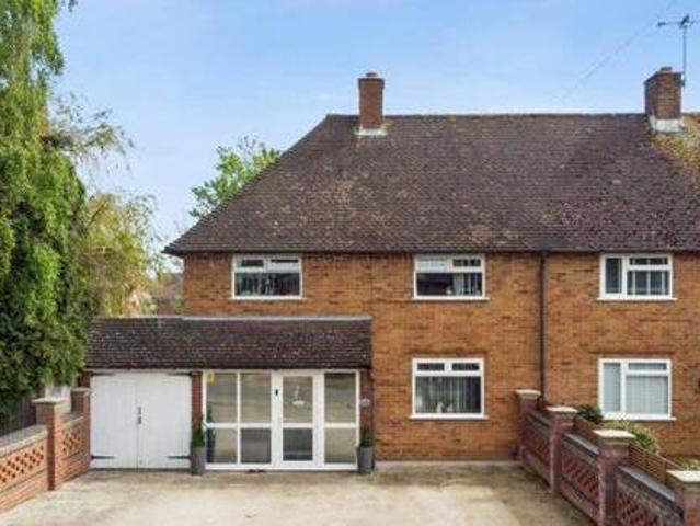 House for sale in Batchworth, Hertfordshire