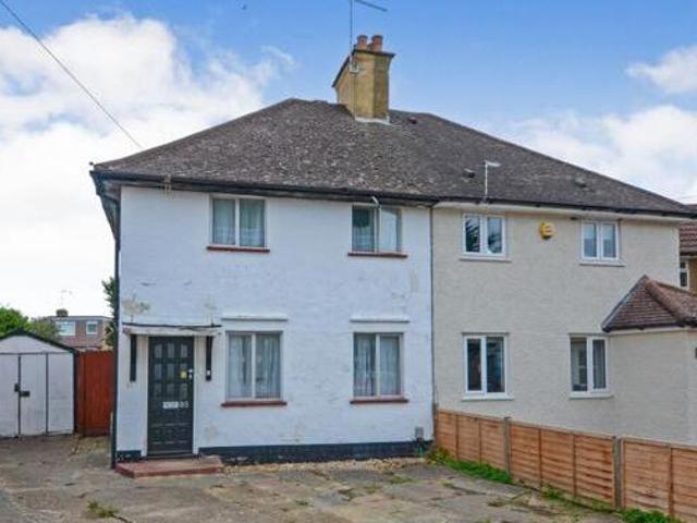 House for sale in Batchworth, Hertfordshire