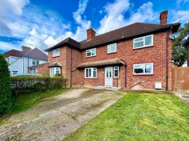 House for sale in Moneyhill, Batchworth