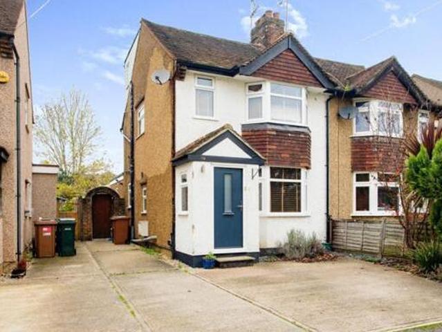 House for sale in Batchworth, Hertfordshire