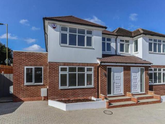 House for sale in Batchworth, Hertfordshire