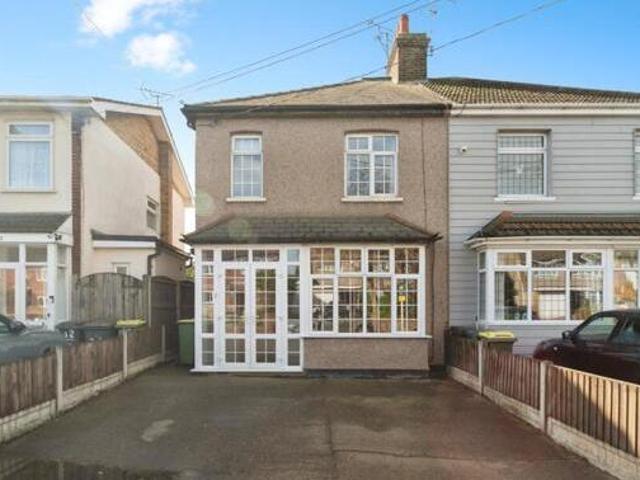 House for sale in Sutton, Barling
