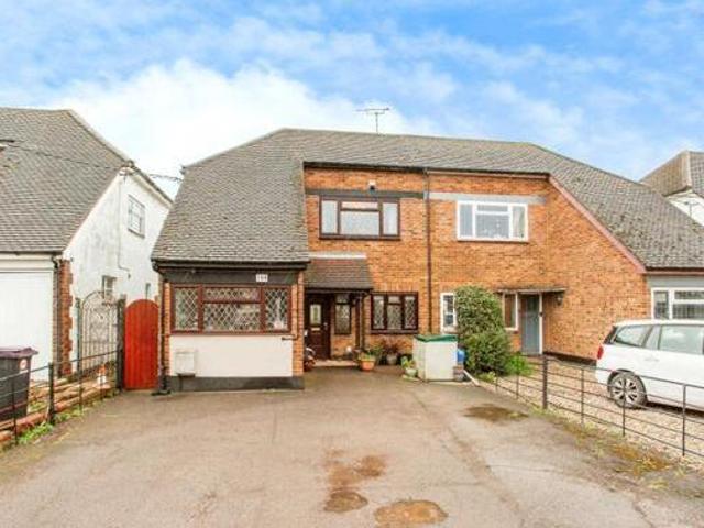 House for sale in Stroud Green, Barling