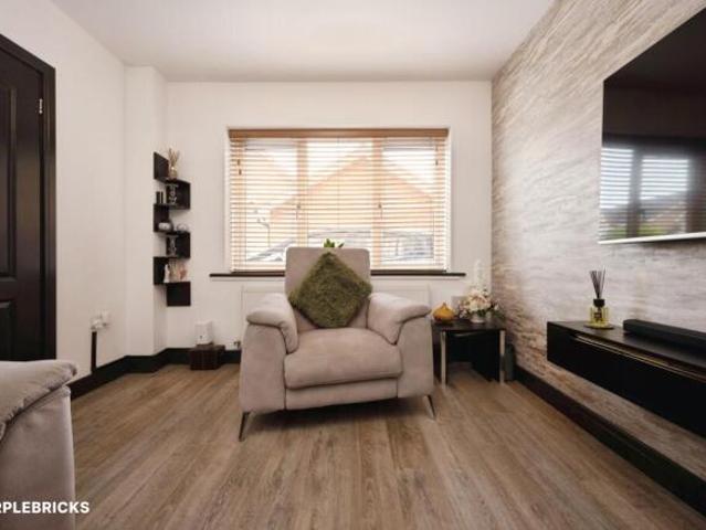 Farm for sale in Luton