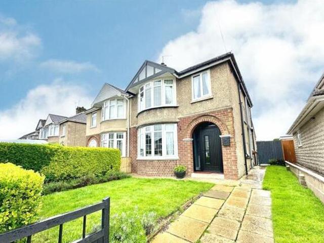 House for sale in Swindon, England