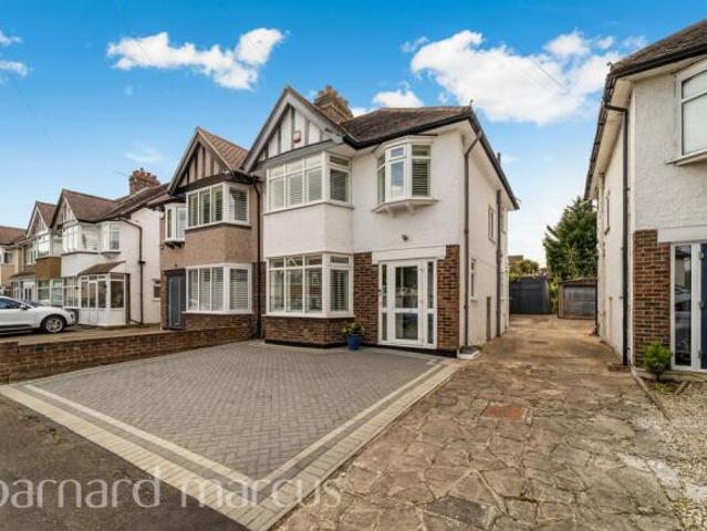Farm for sale in Rosehill, Greater London