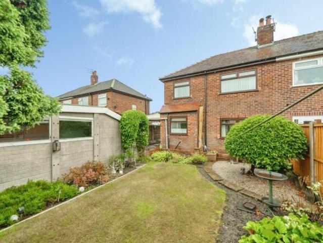 Farm for sale in Dutton, Cheshire