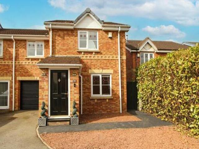 House for sale in Rossington, South Yorkshire