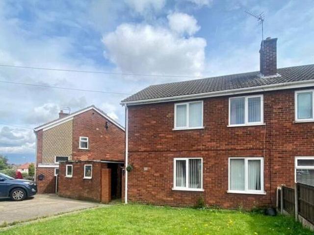 House for sale in Bramley, South Yorkshire