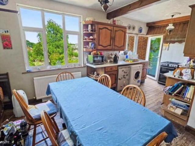 Property for sale in Northampton, Northamptonshire