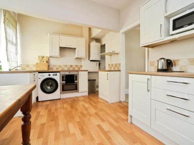 Farm for sale in Yeadon, West Yorkshire