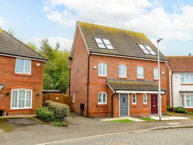 House for sale in Halton