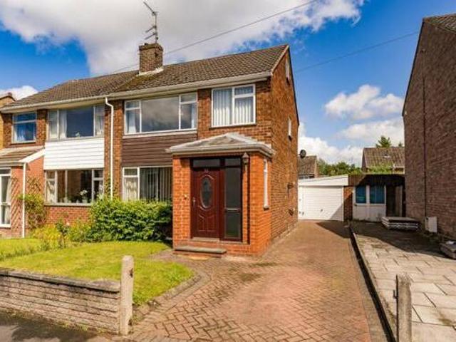 House for sale in Halton