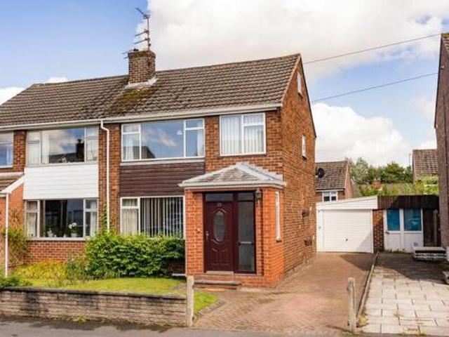House for sale in Halton